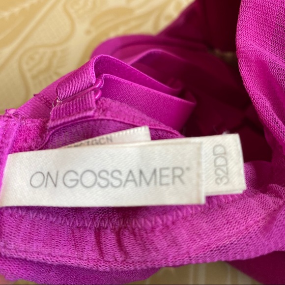 On Gossamer Pink Bra 32DD - Picture 3 of 3